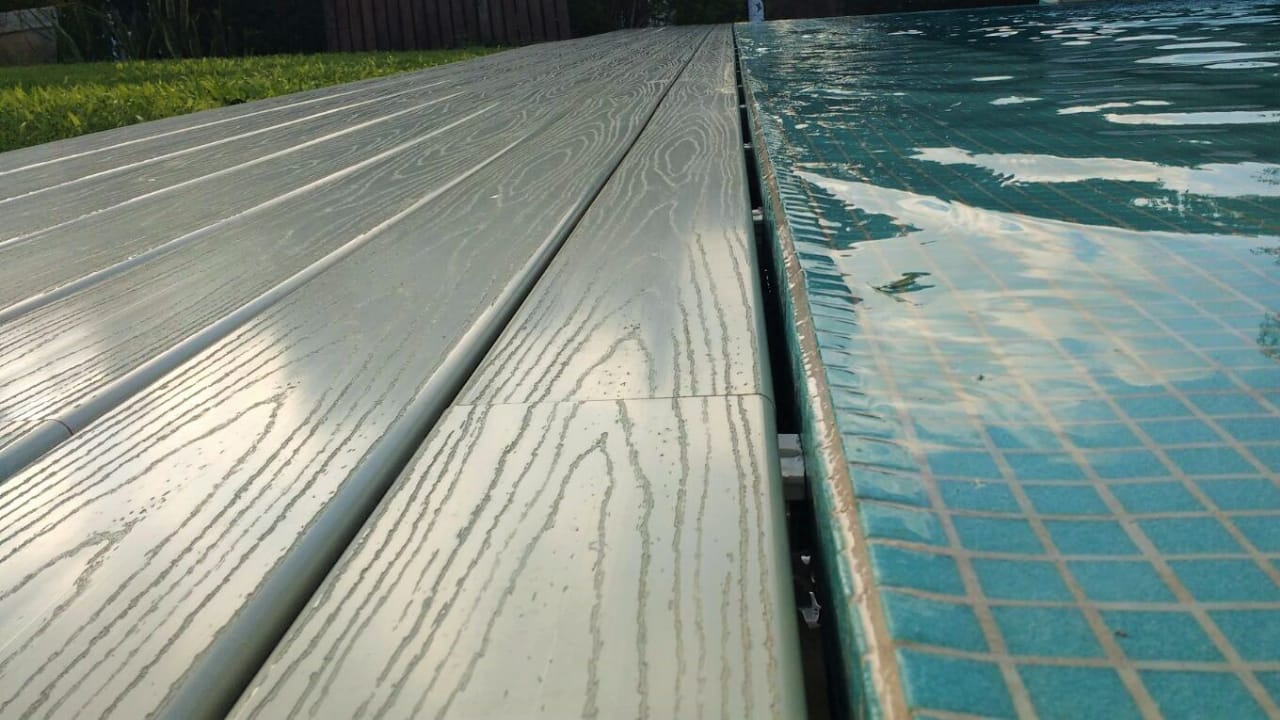 Deck de 100 PVC Donato e Hijos