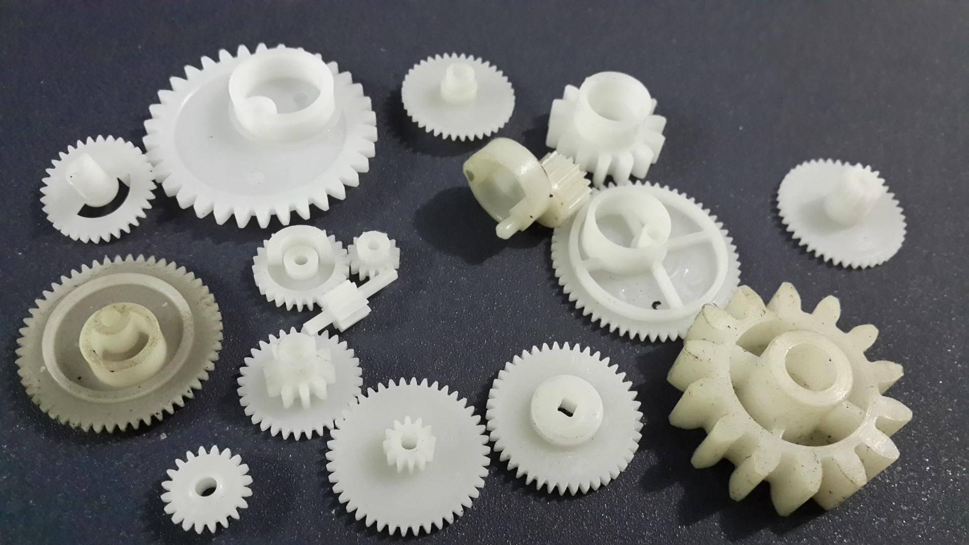 How to choose grease for plastic gear lubrication ? jiangtai lubricant