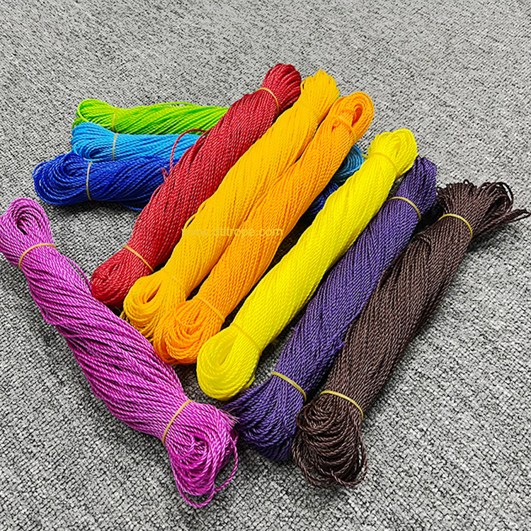 China UV Resistant PE Plastic Fishing Twine 1.5MM 2MM 380D/3Ply
