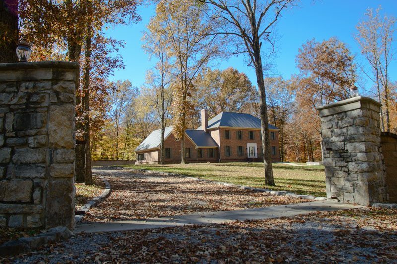Giant Brick Home in Wartrace TN Craig & Wheeler Real Estate