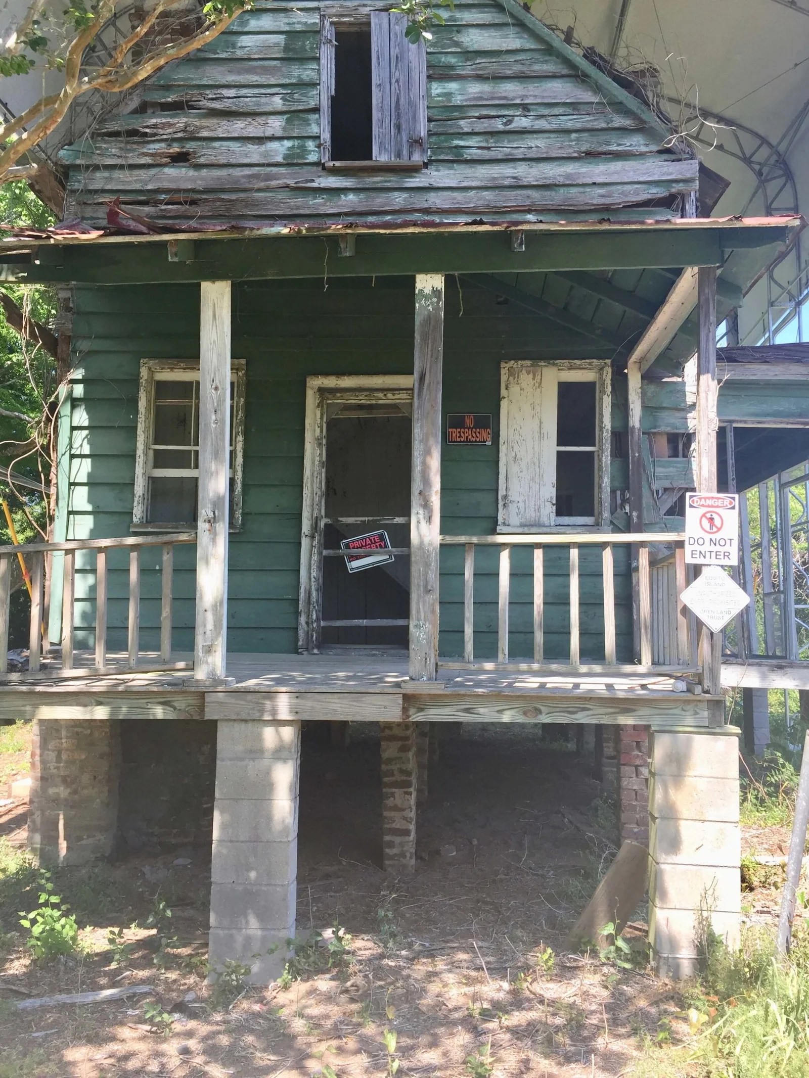 Hutchinson House on Edisto Island Doreen Larimer