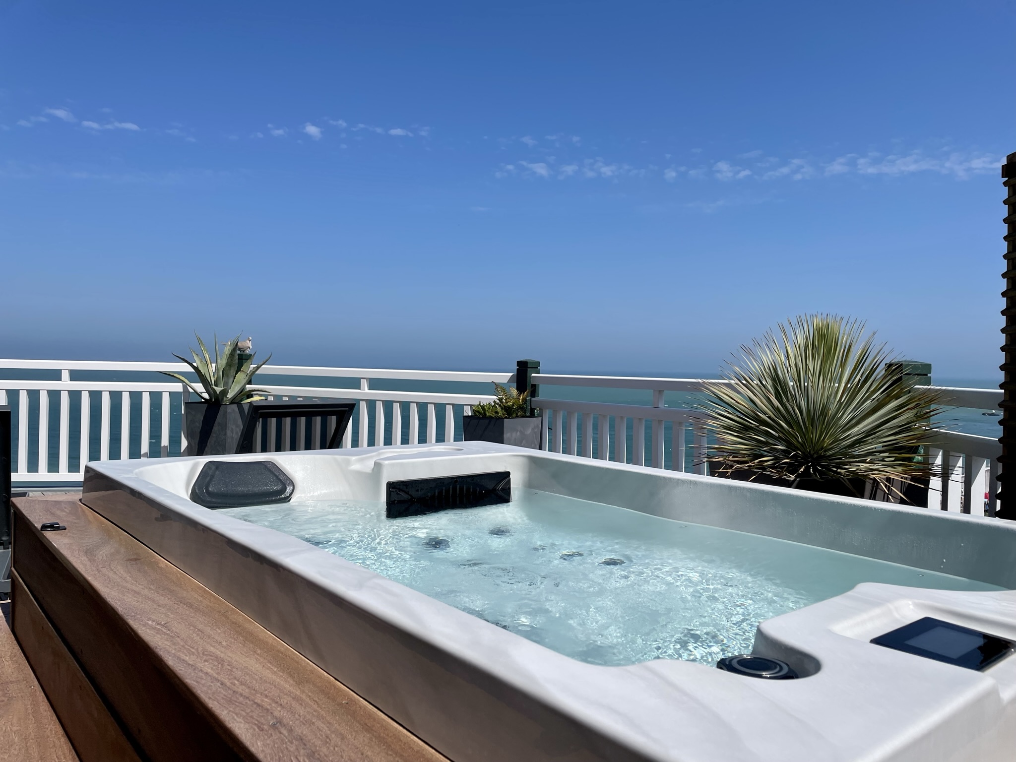Deluxe Sea View Rooms with Private Jacuzzi Dormy House Hotel
