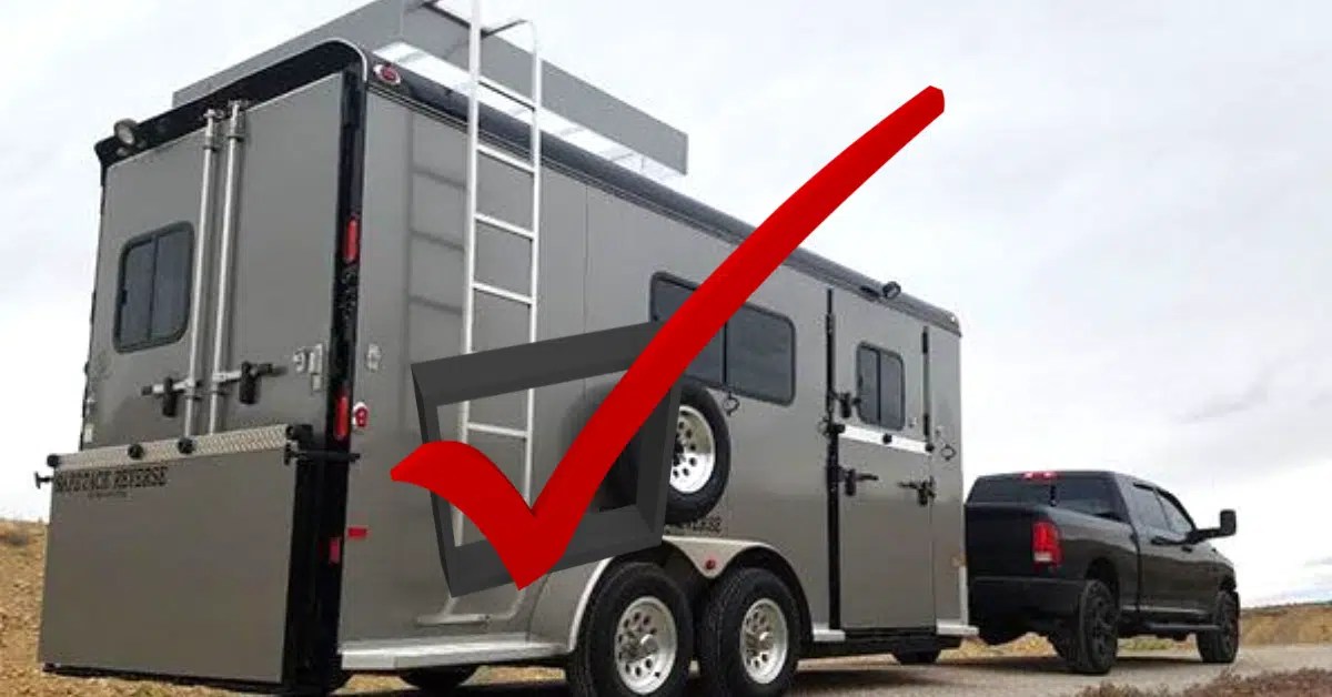 How to Haul a Horse Trailer in Bad Weather or Rough Terrain