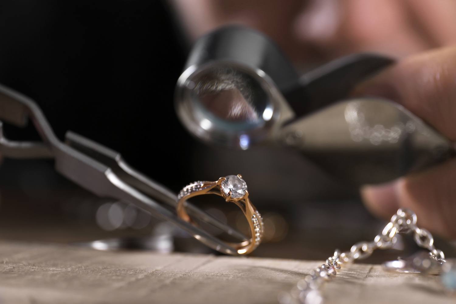 How do you know if Pawn Shop Jewelry is real? and What to look for when