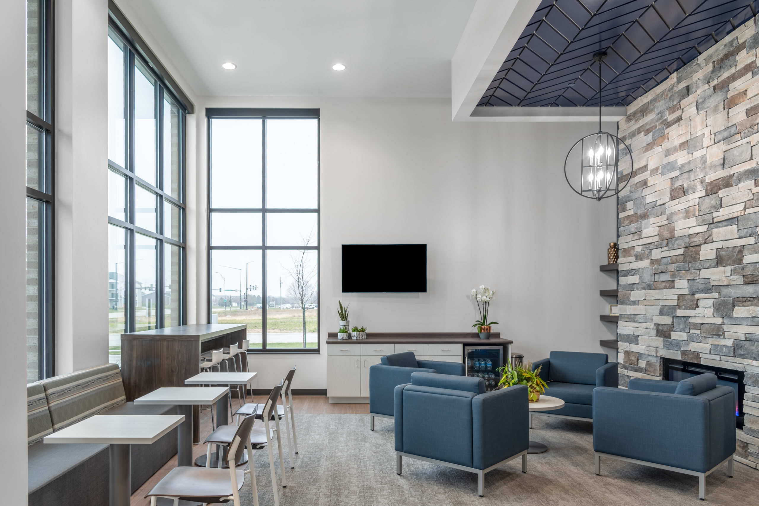 Altoona Smiles Downing Construction, Inc.