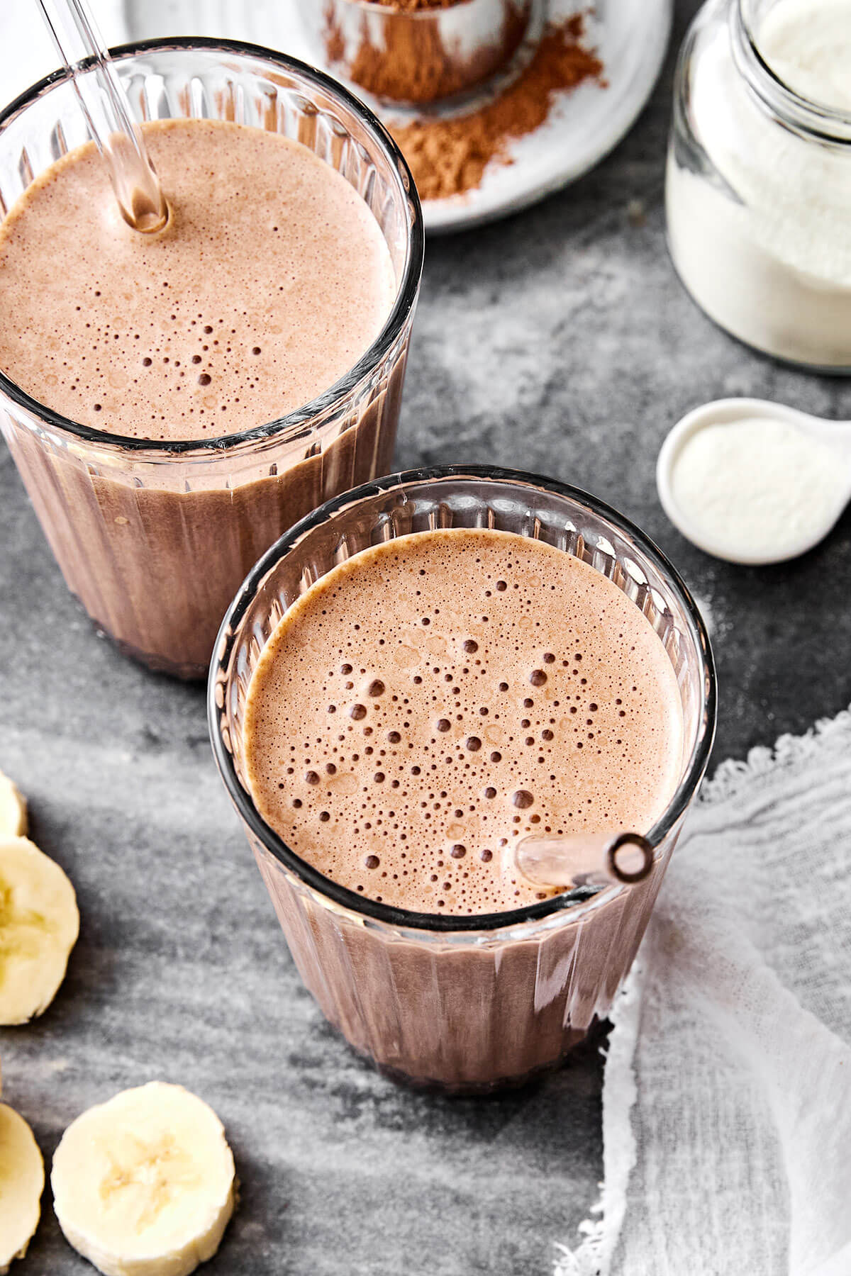 Chocolate collagen smoothie recipe.