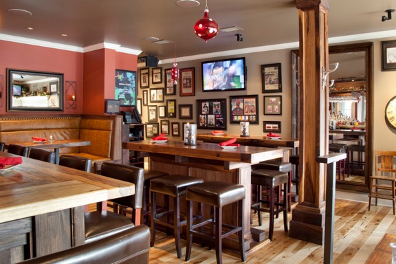 520 Bar and Grill Brand New Expansion, Same Old Neighborhood Hangout