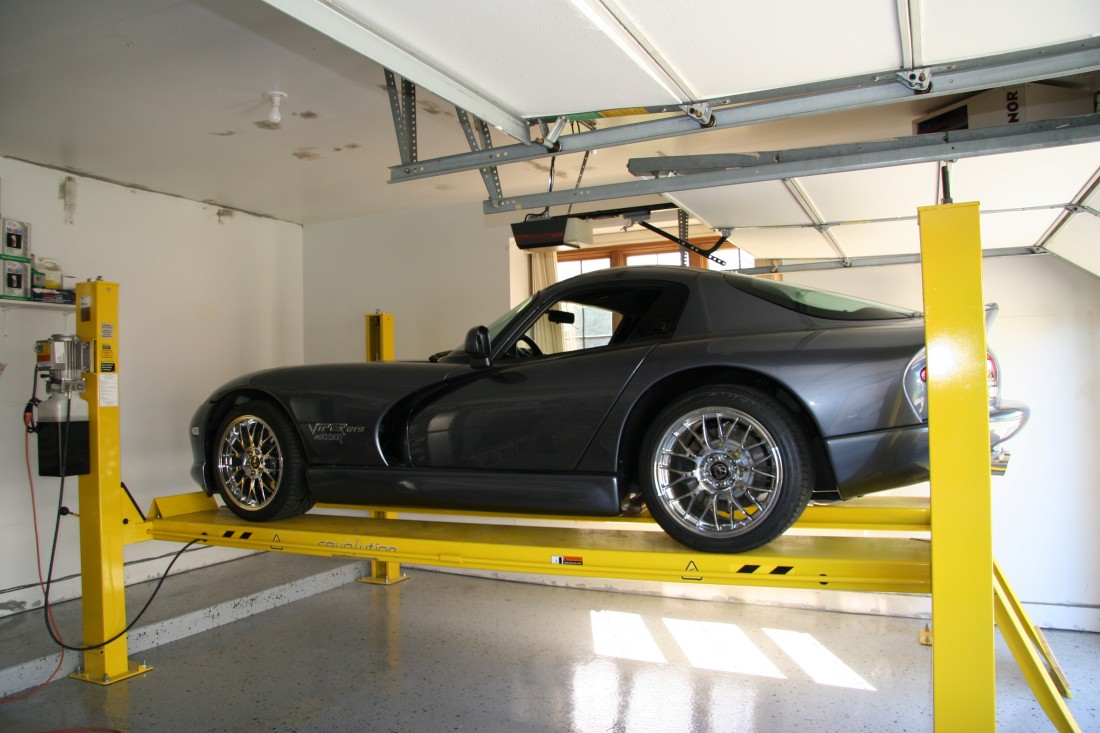 Michigan Car Lifts & Post Lifts For Garage Dows Equipment Services