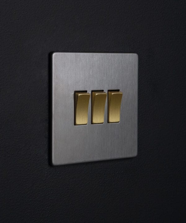 Silver Light Switches & Silver Plug Sockets Dowsing & Reynolds