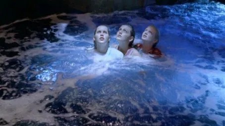 H2O: Adaugă Apă – Sezonul 1 (2006) – Dublat în Română-h2o-7