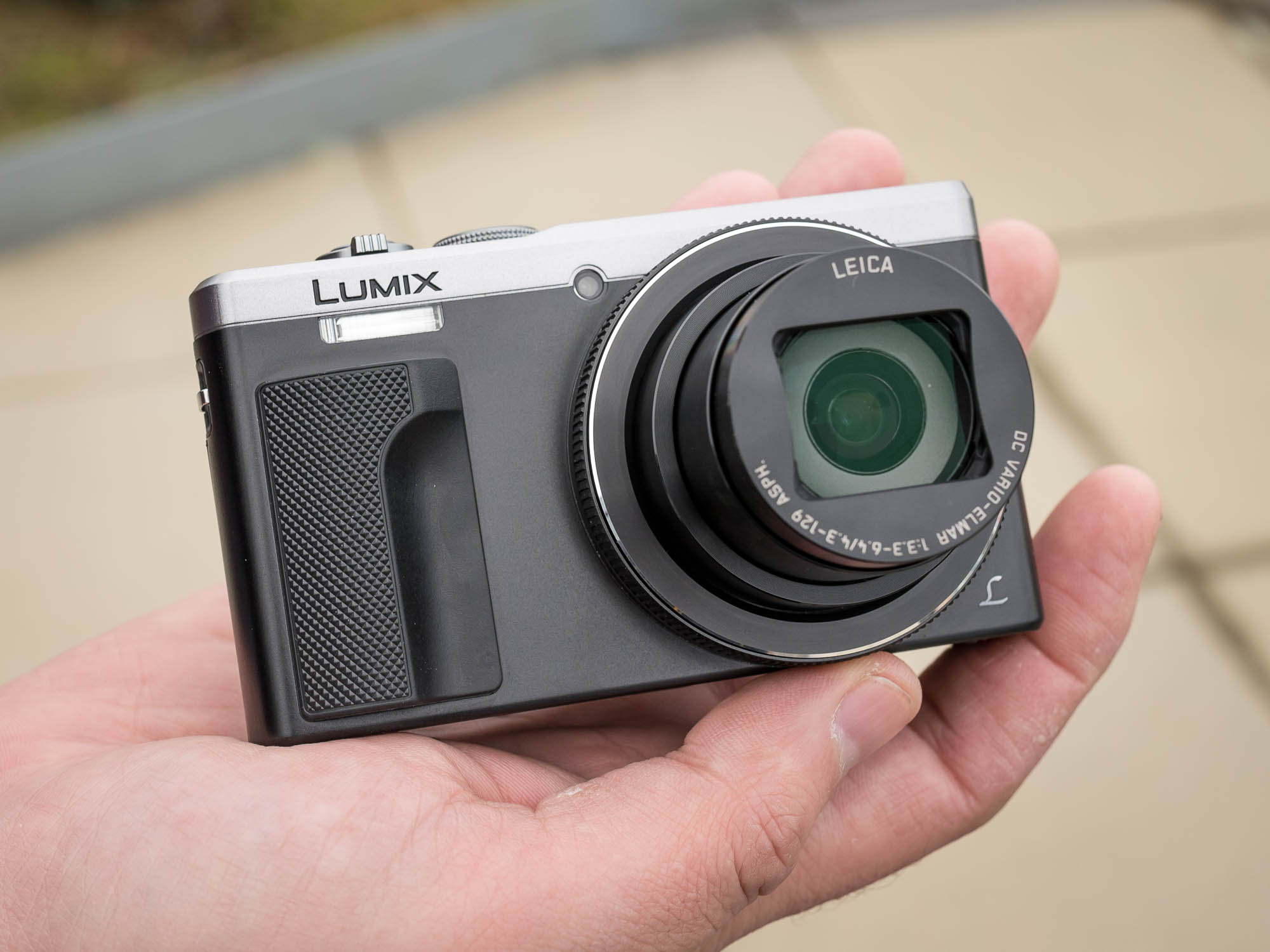 Farreaching Panasonic Lumix DMCZS100 / TZ100 handson preview