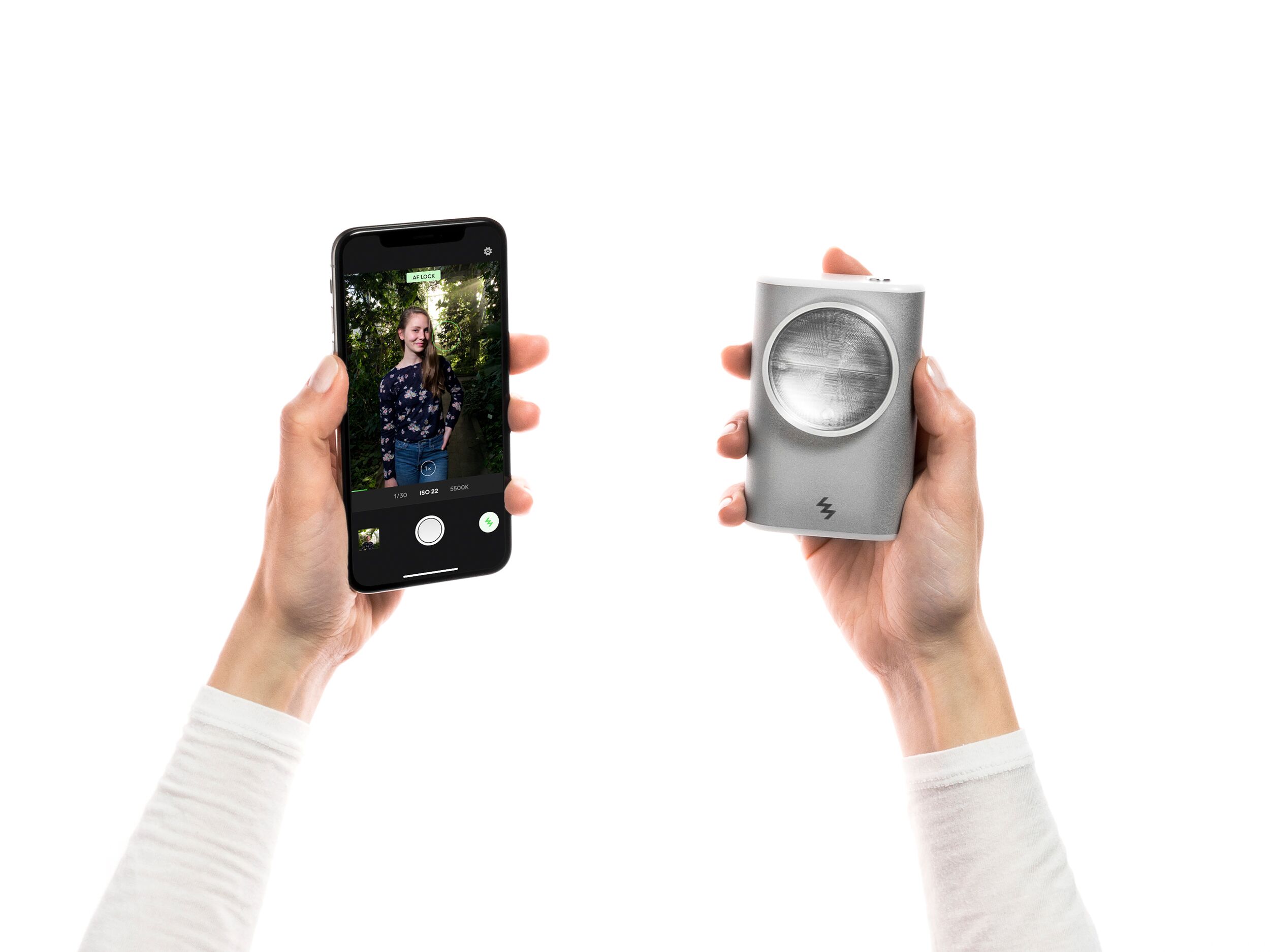 LIT is a wireless xenon flash for your smartphone Digital Photography