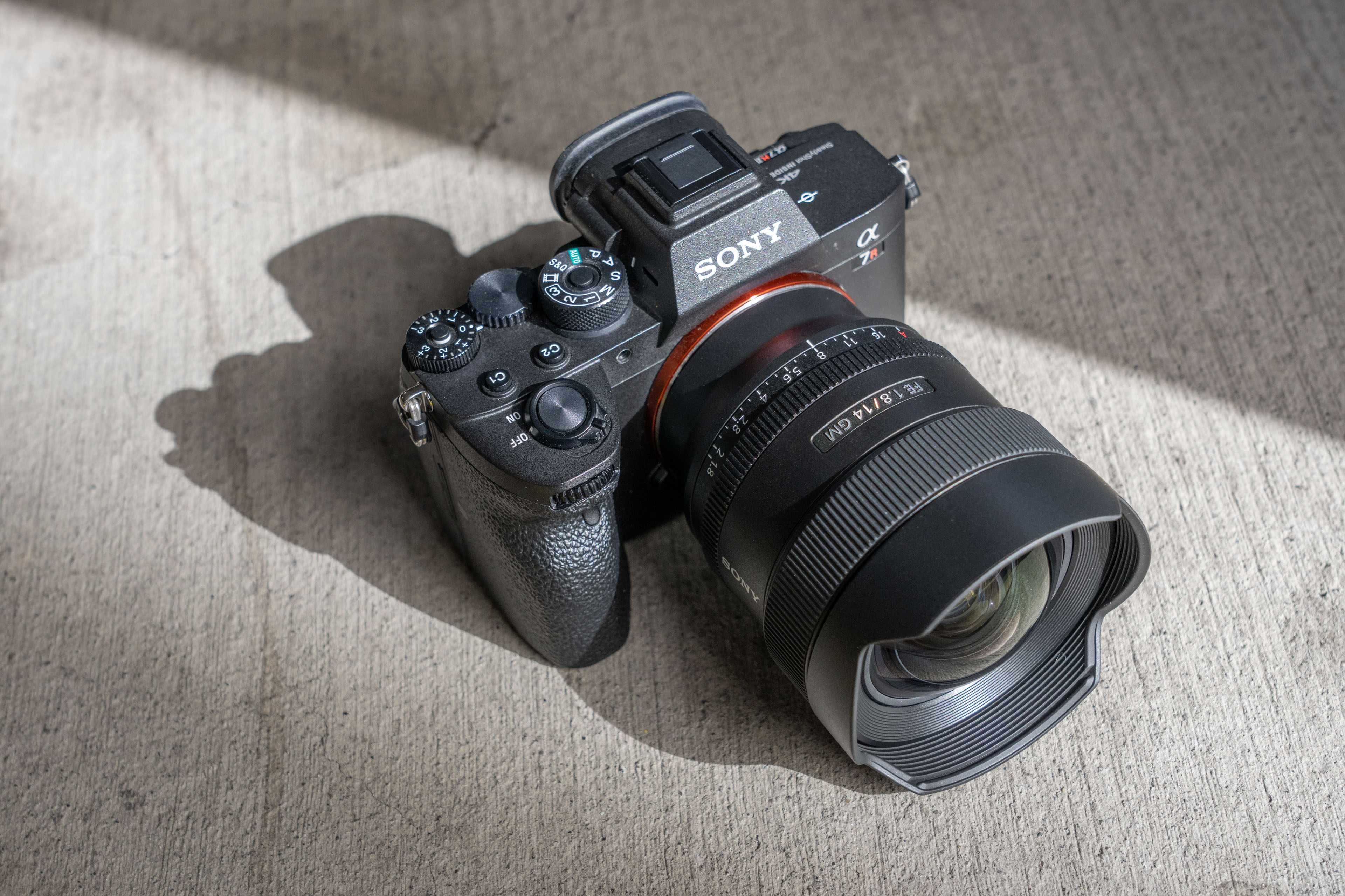 Sony introduces compact FE 14mm F1.8 GM ultrawide lens Digital
