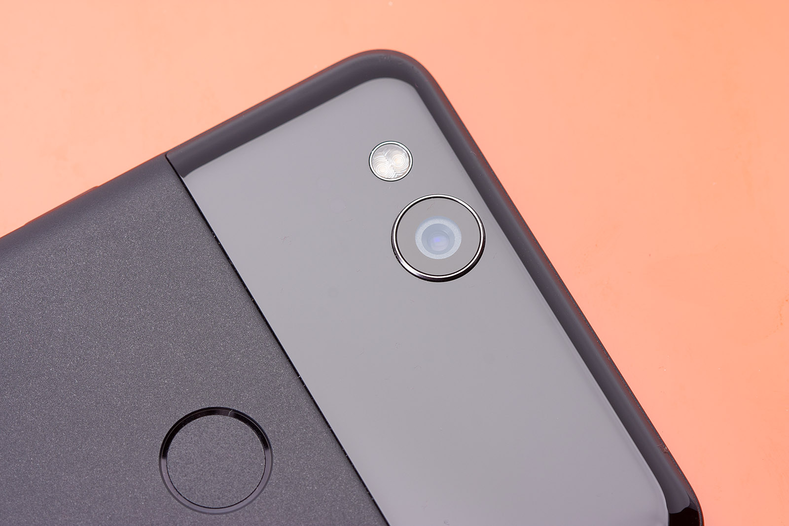 Google Pixel 3 leaks, comes with single camera and updated camera app