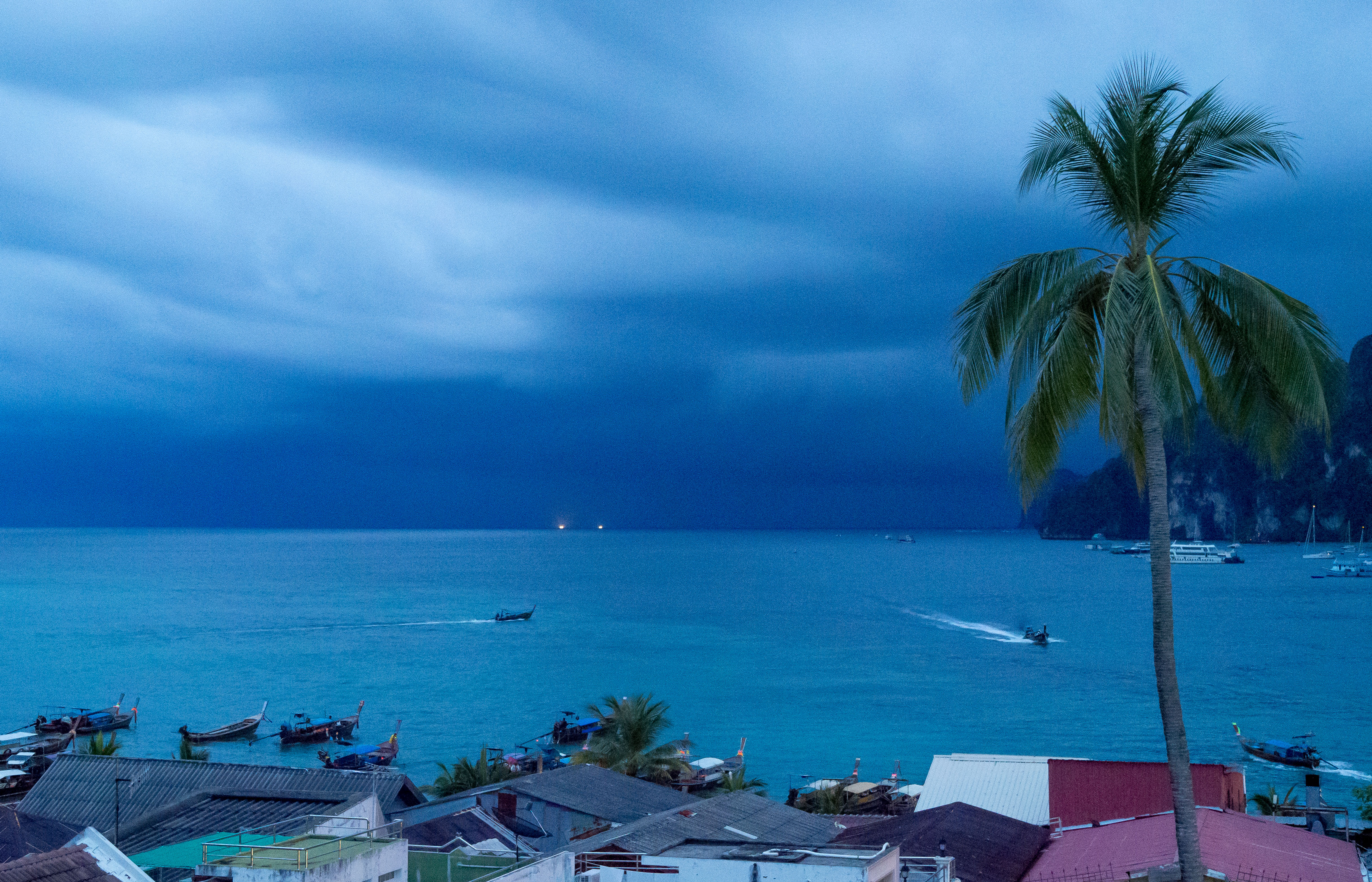 Ultimate travel kit Thailand with Olympus' EM1 II