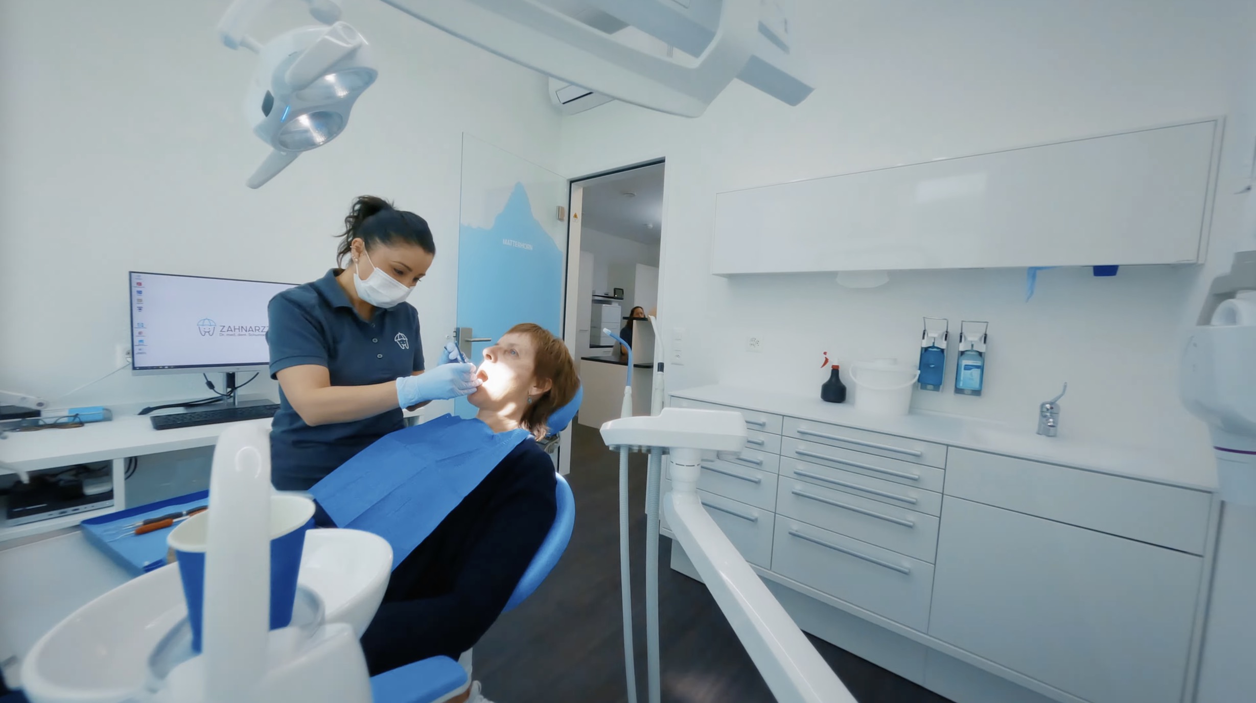 Video Fly around the inside of a dentist office with this FPV