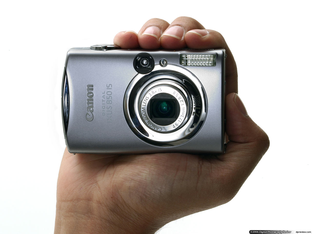 Canon SD800 IS Digital ELPH (IXUS 850 IS) Concise Review: Digital