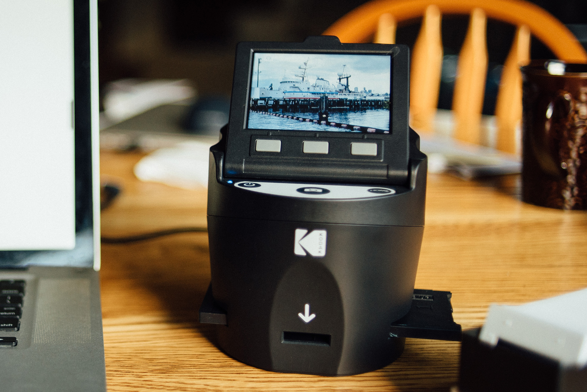 Review Kodak Scanza film scanner is easytouse, but overpriced