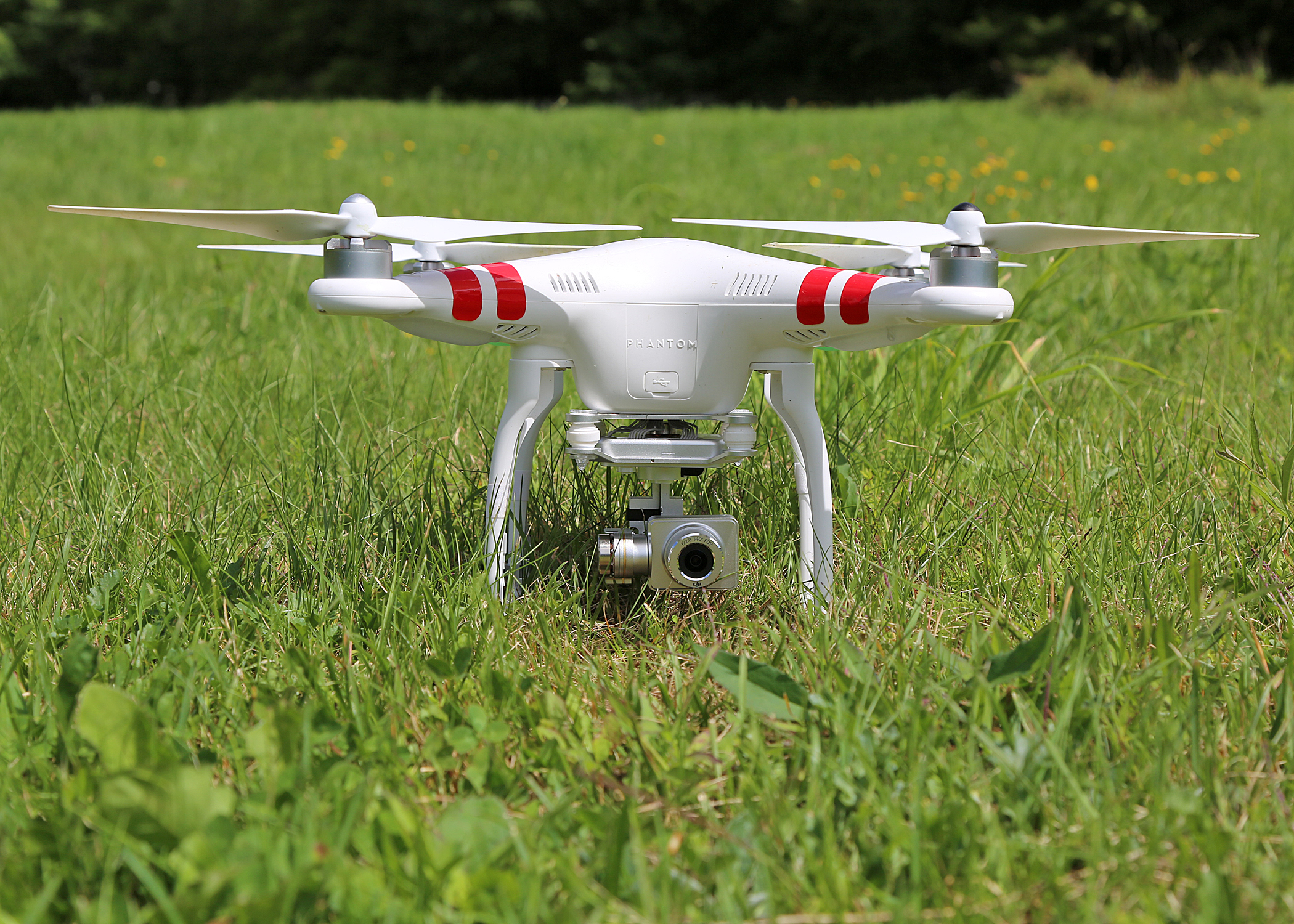 High Flyer? DJI Phantom 2 Vision+ Drone Review: Digital Photography Review