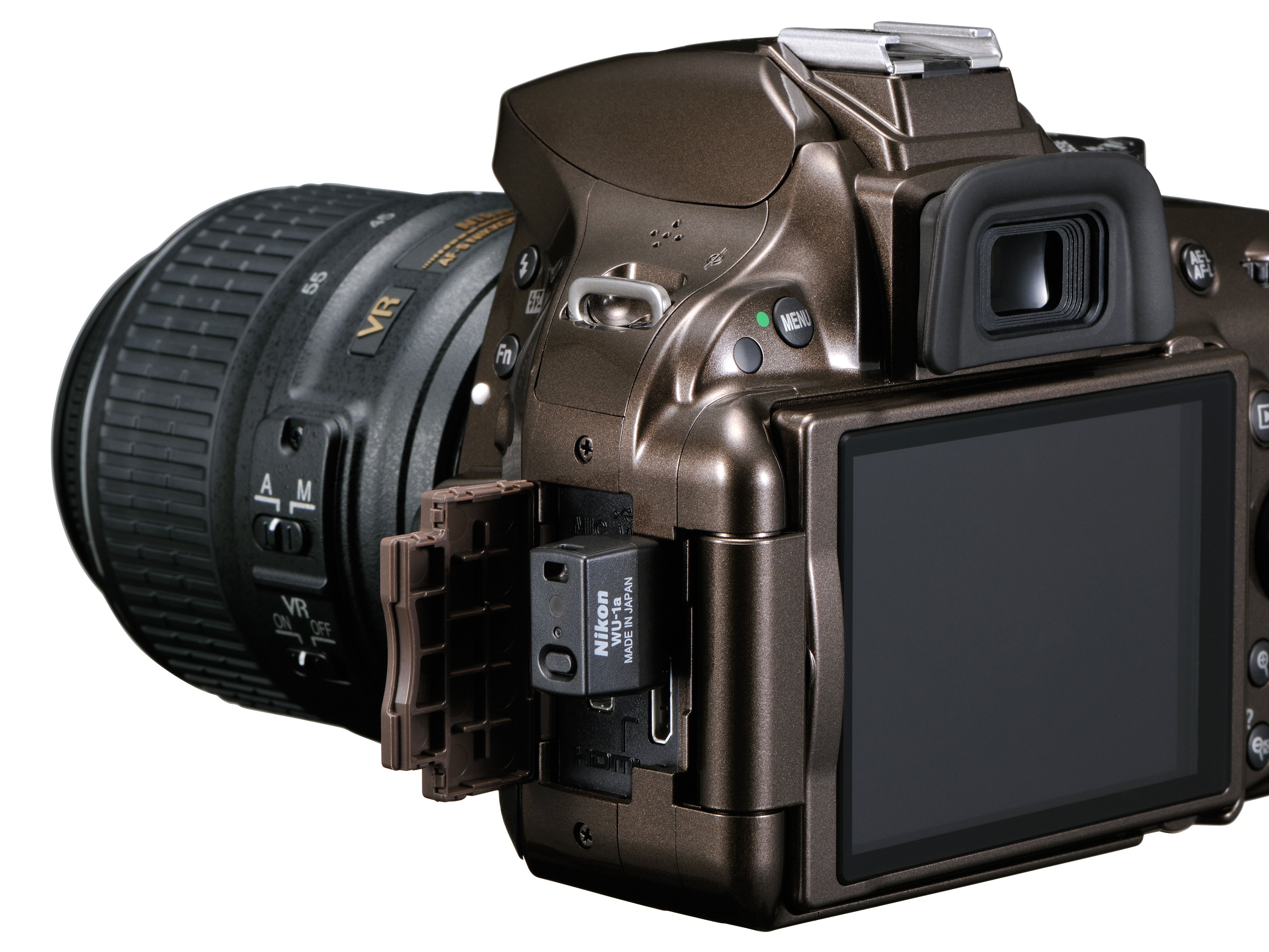 Nikon unveils 24.1MP D5200 DSLR with optional WiFi Digital