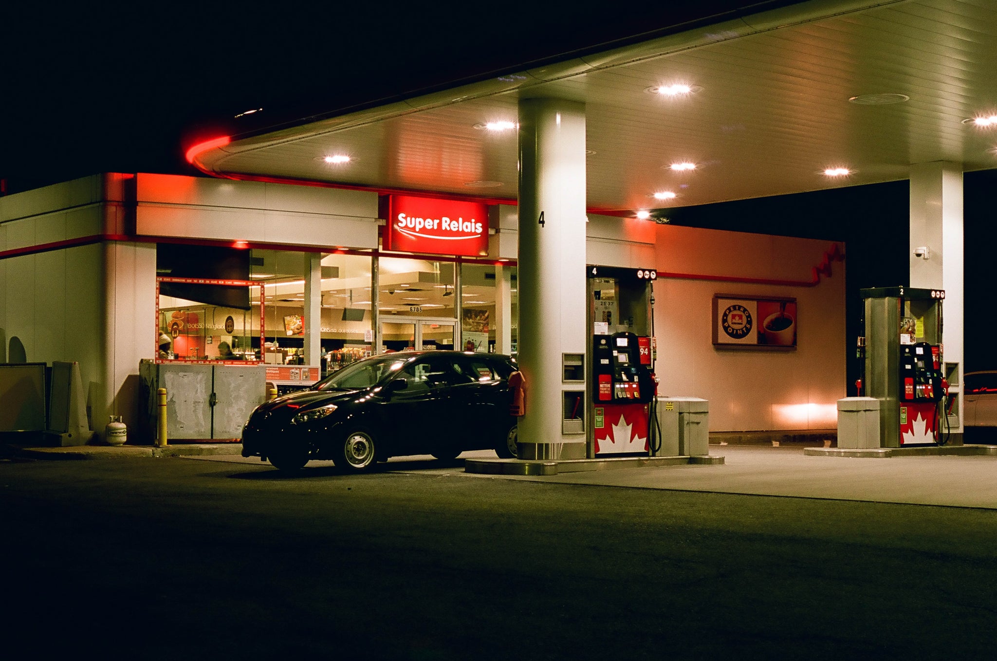 Film Friday Meet Luminar 100, a new 35mm color film stock made from