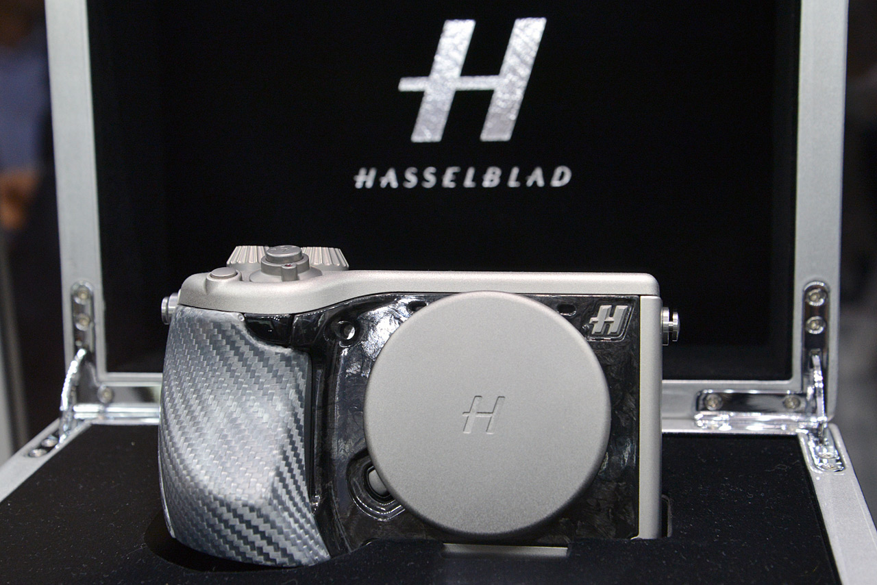Hasselblad announces 24MP Lunar an 'ultimate luxury' mirrorless camera Digital Photography Review