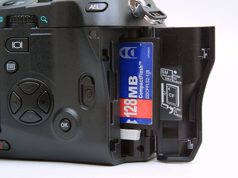 Olympus E-10 Review: Digital Photography Review