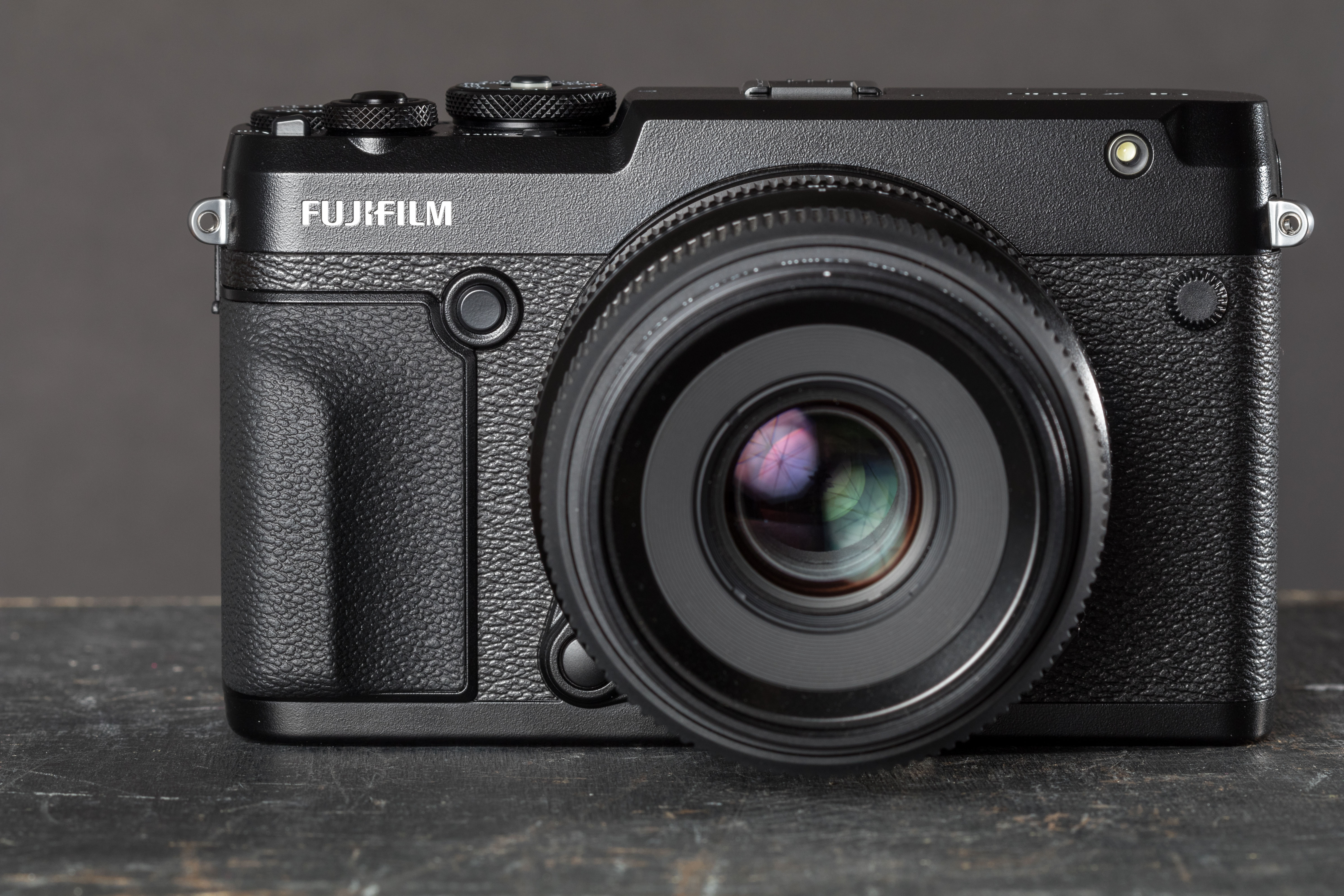 Fujifilm GFX 50R et 63mm f/2.8 Fujifilm, Camera, Binoculars