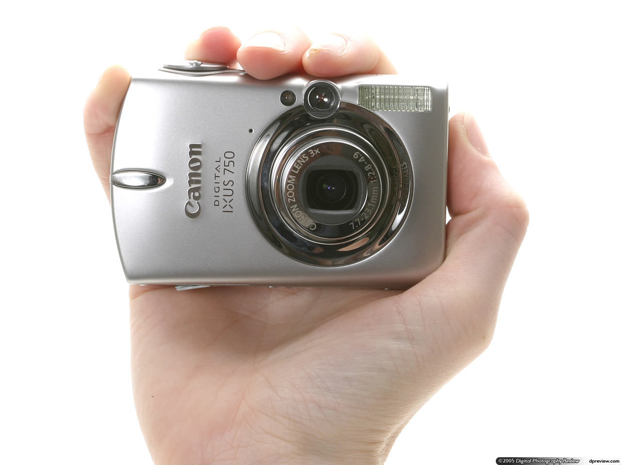 Canon PowerShot SD550 Digital ELPH (Digital IXUS 750) Review Digital