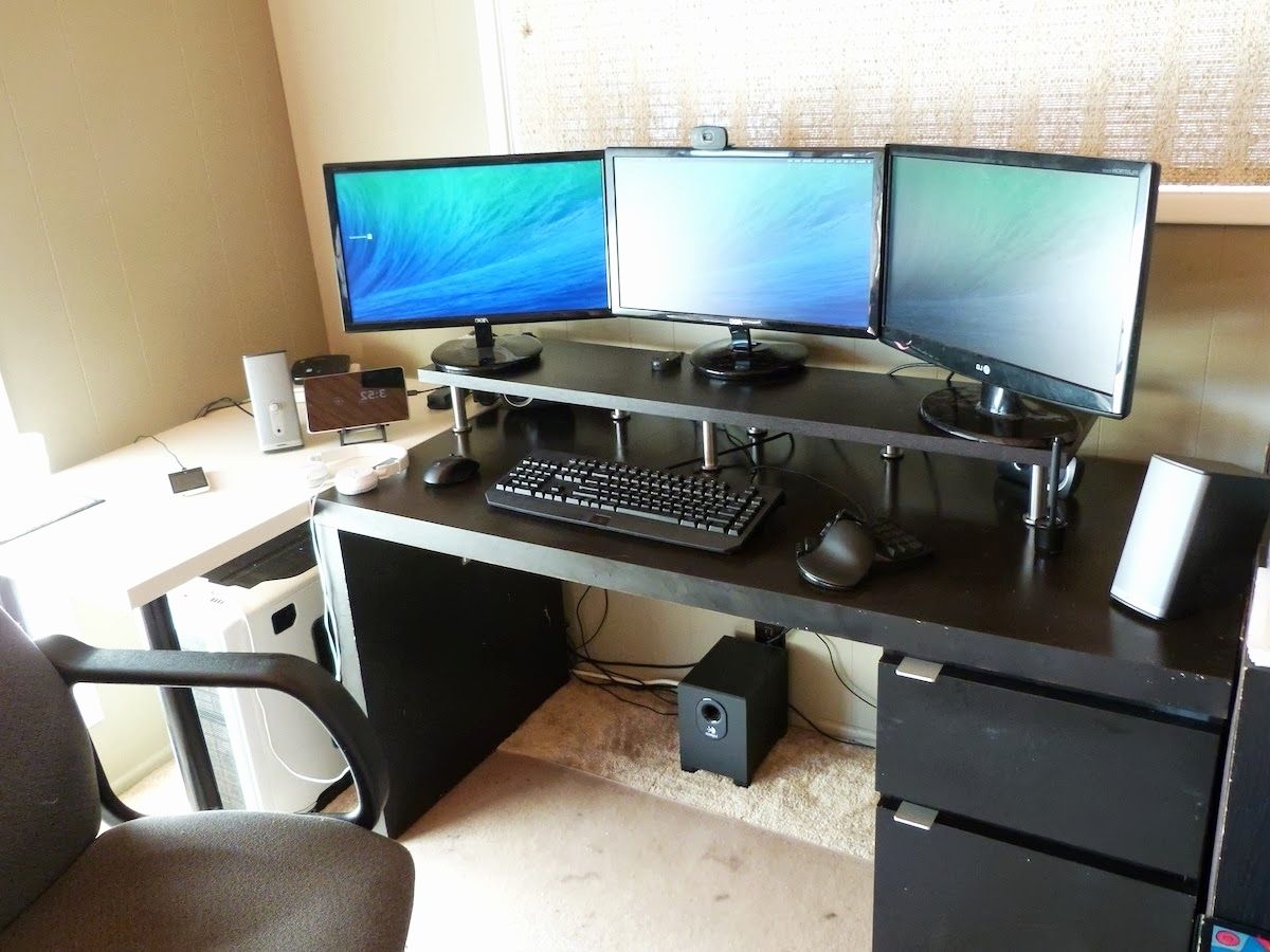 2024 Latest Computer Desks for 3 Monitors
