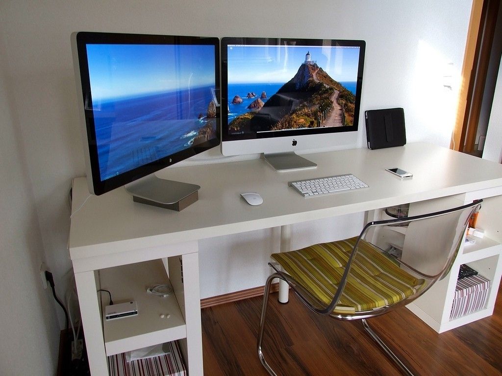 20 The Best Computer Desks for Two Monitors