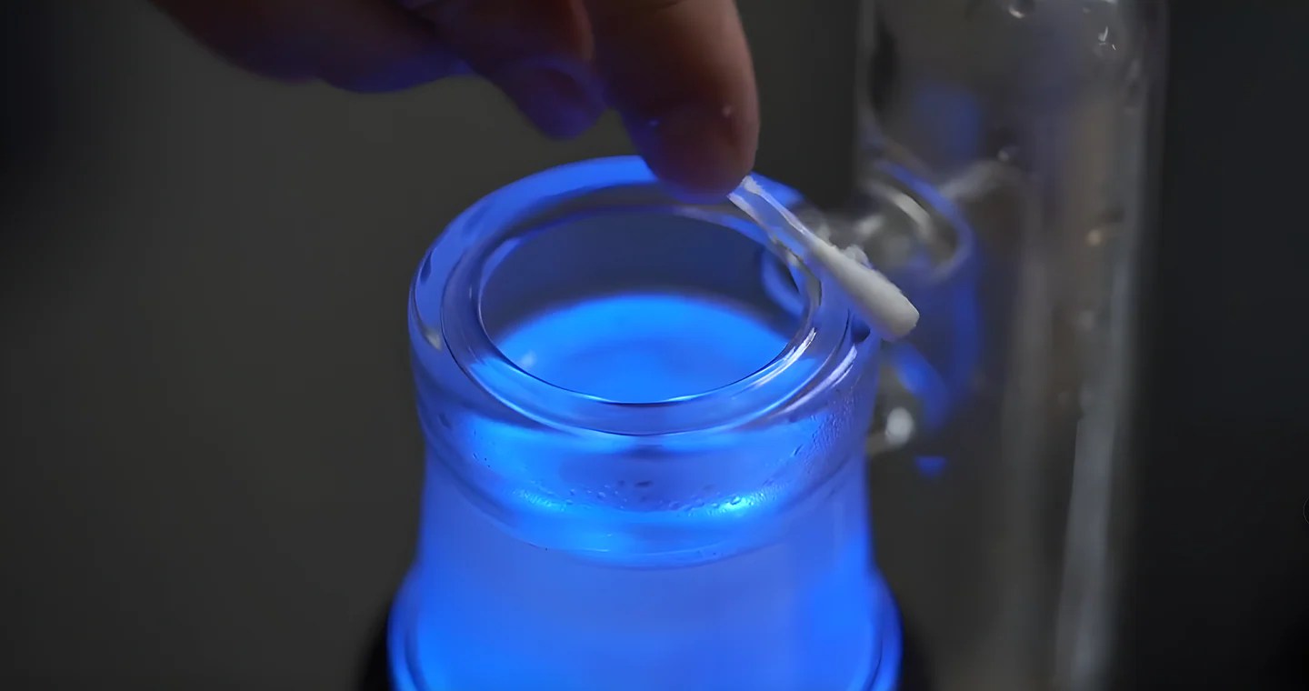 How to Clean Dab Rigs Dr.Dabber®