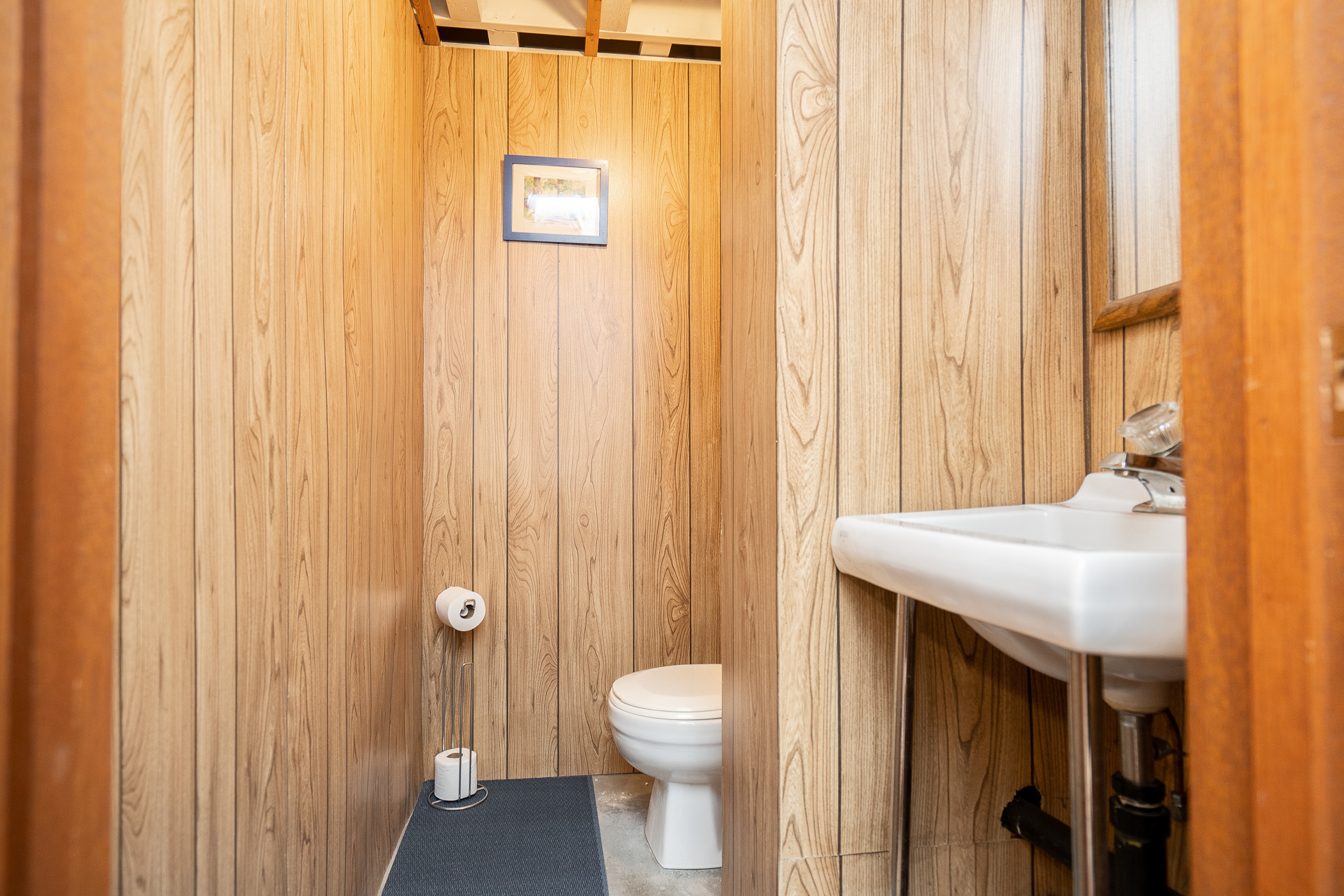 Golden Garden City Opportunity! Solid Straight WellBuilt 2STRY 4BD