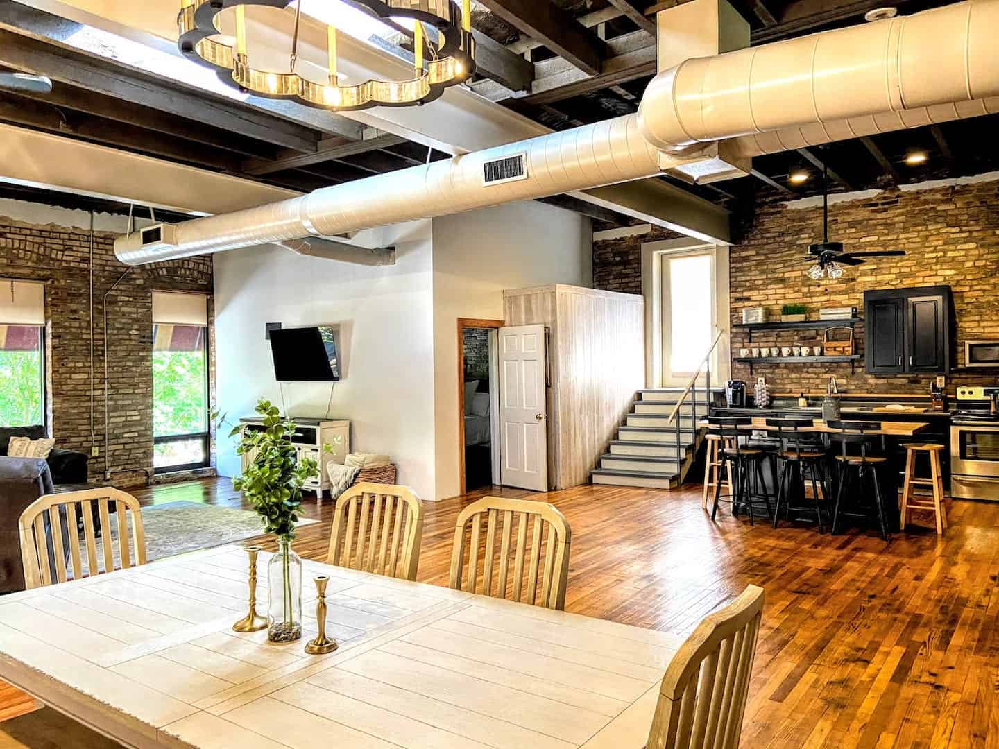 30 Dreamy Airbnb Columbus, Vacation Rentals