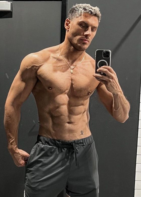 Chris Appleton Wiki, Net Worth, ExWife, Daughter, Height, Age, Family(029)