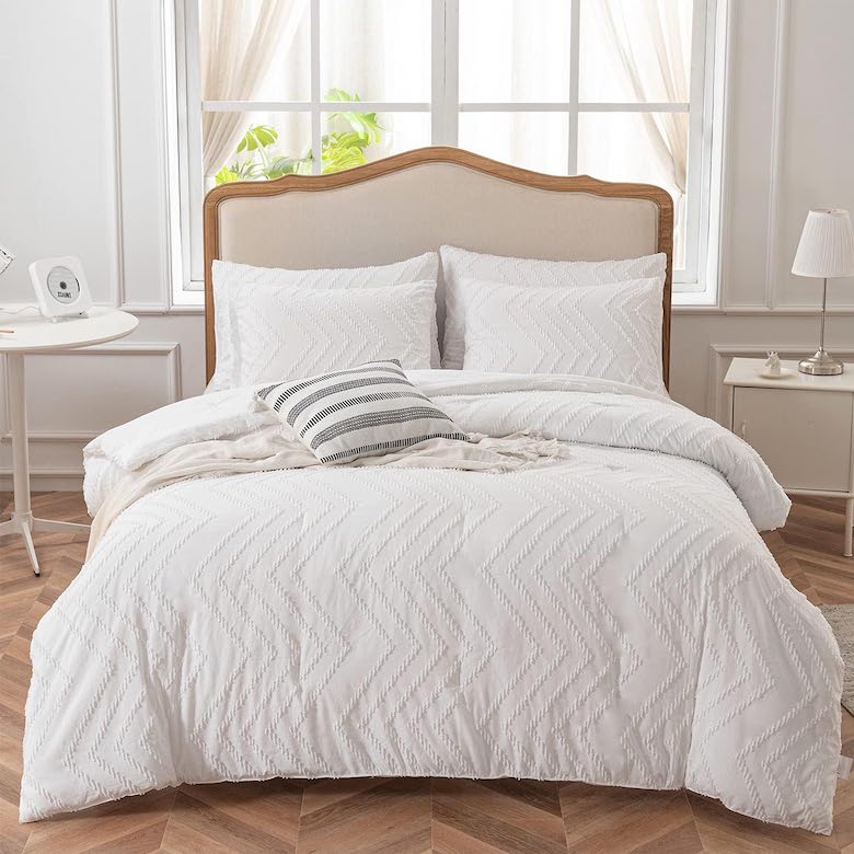 Sleepbella 3Piece Tufted Queen Comforter Set Drew & Jonathan