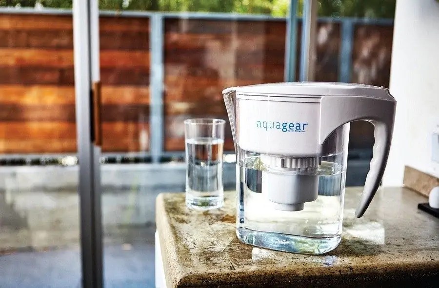 Water Filter Pitchers vs Refrigerator Water Dispensers