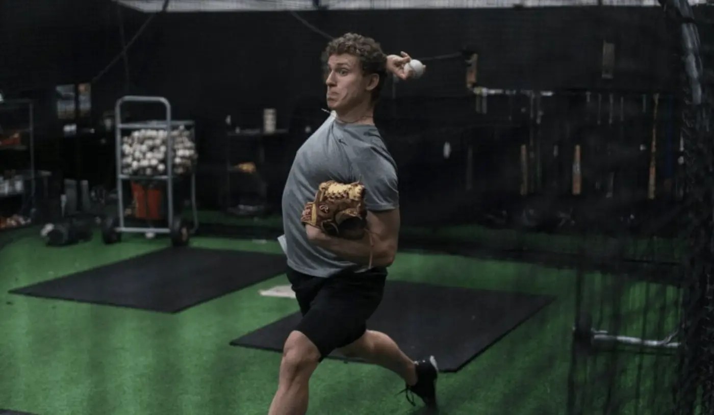 Valuedefault How to Throw Series Driveline Baseball