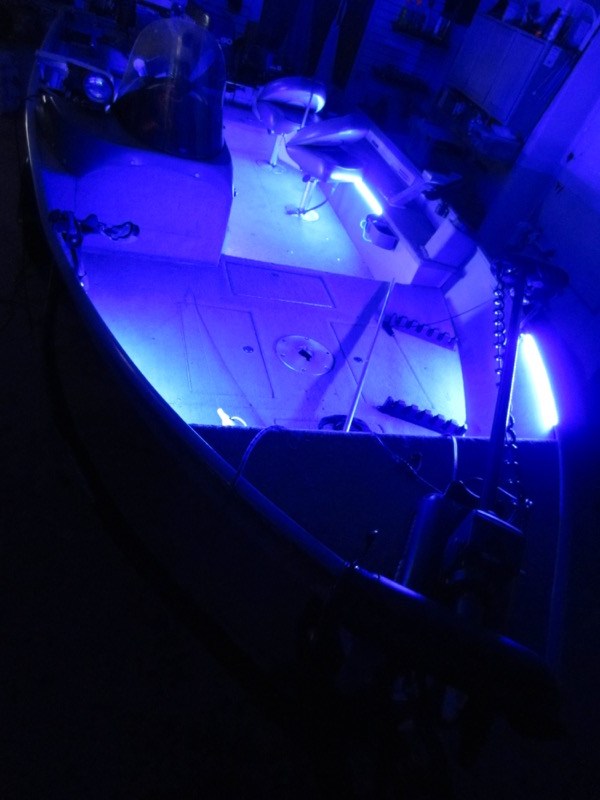 Custom Boat Lighting Adds Convenience and Style
