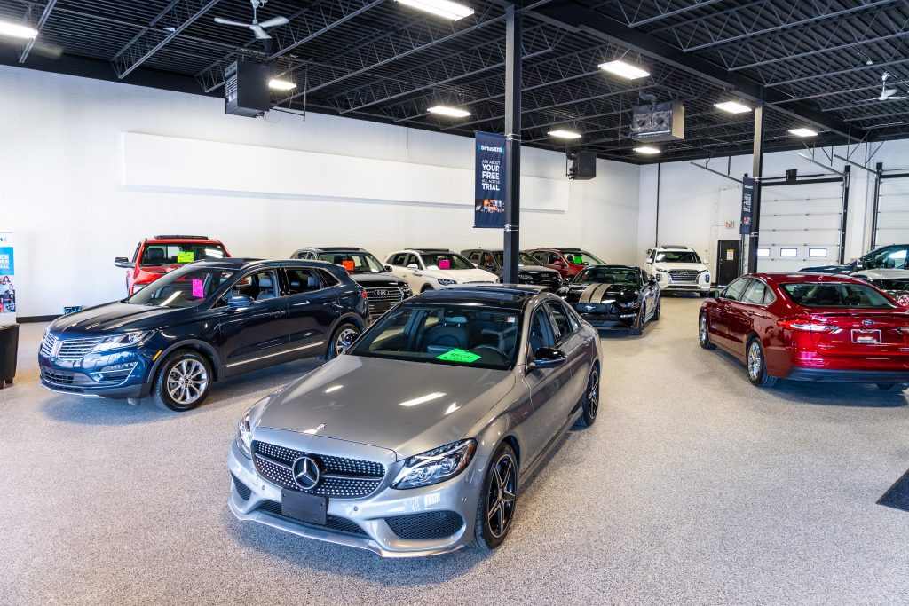 mom and pop car dealerships larainemccamant