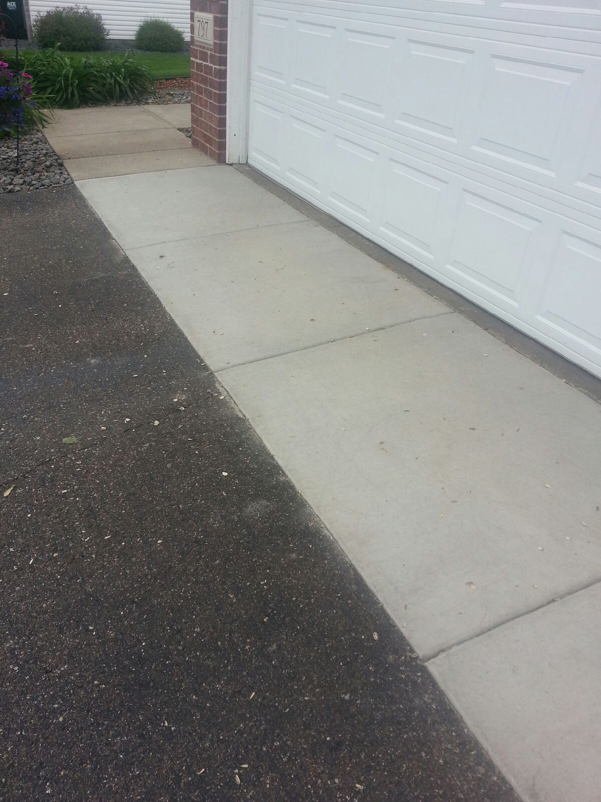 Minneapolis Concrete Driveways Concrete Aprons Asphalt Driveway