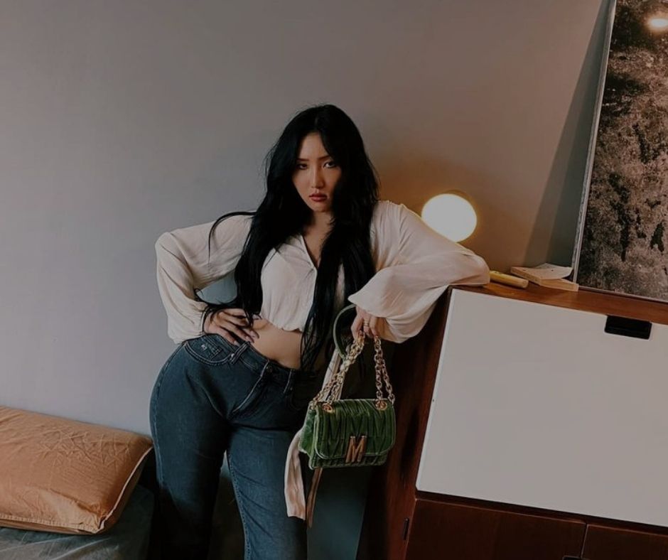 MAMAMOO Hwasa Workout Routine Dr Workout