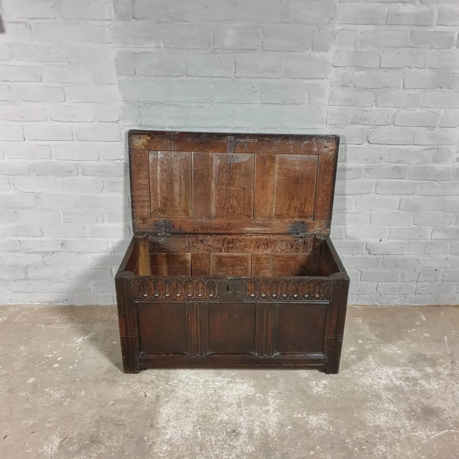 Antique English Chest Charles II 17th century A102 DT69