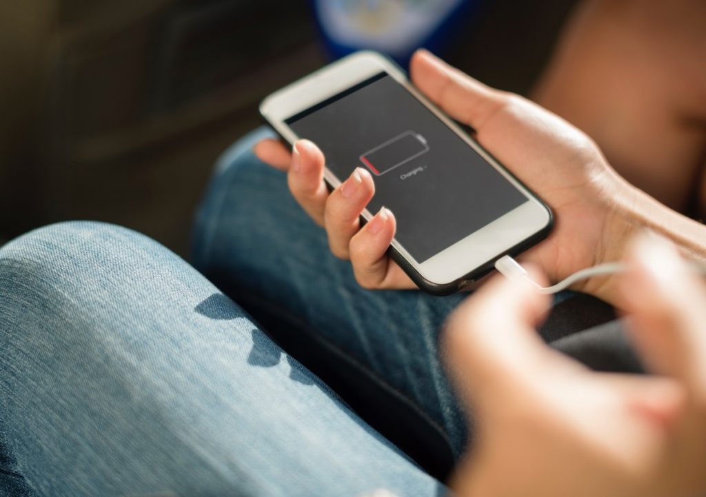 Remplacer soismême la batterie de son iPhone 6S DTPAG Vivez la