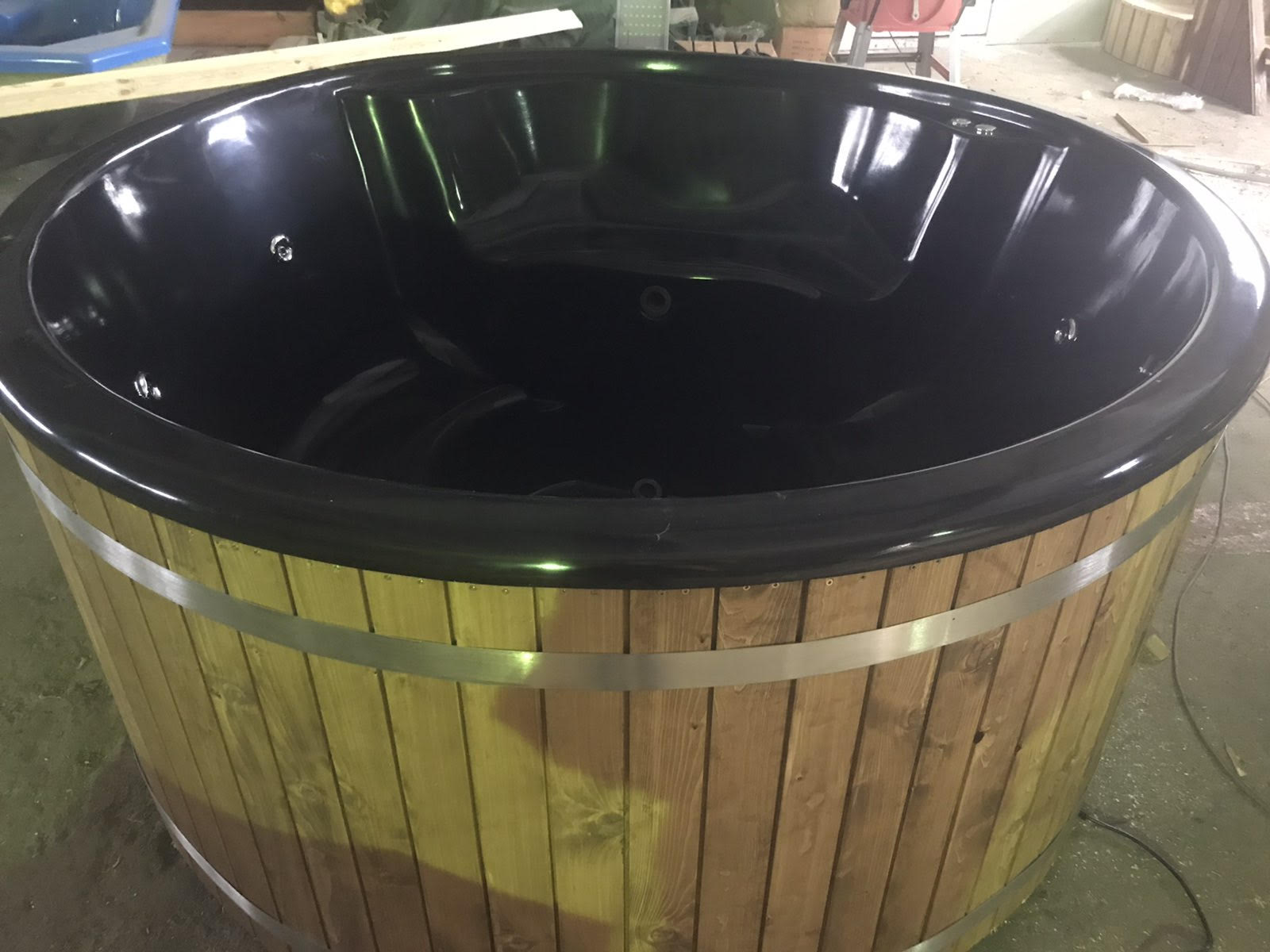 Fiberglass hot tubs DTS Groups