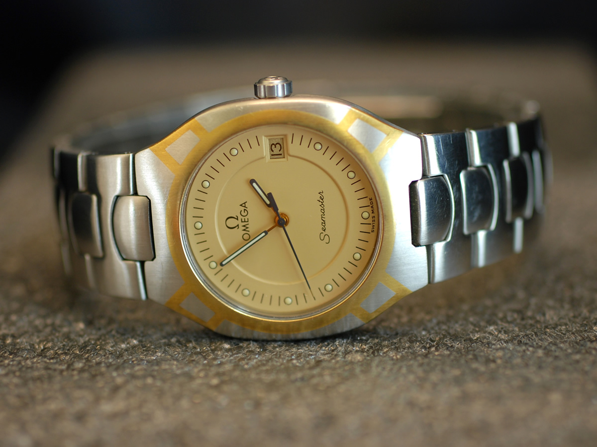 omega TITANIUM QUARTZ WATCH, VINTAGE WATCHES,