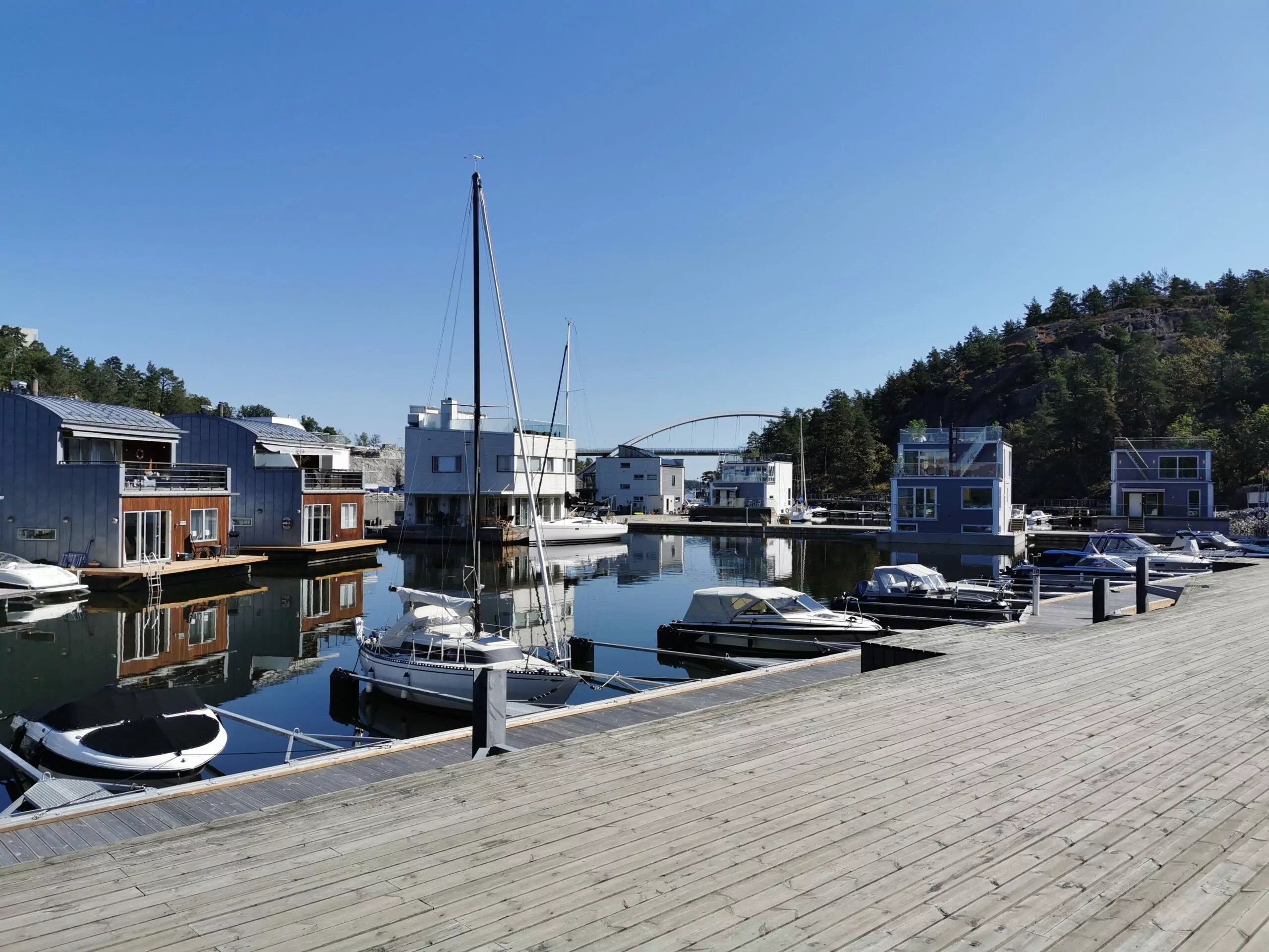 Floating Houses in Nacka Dualdocker