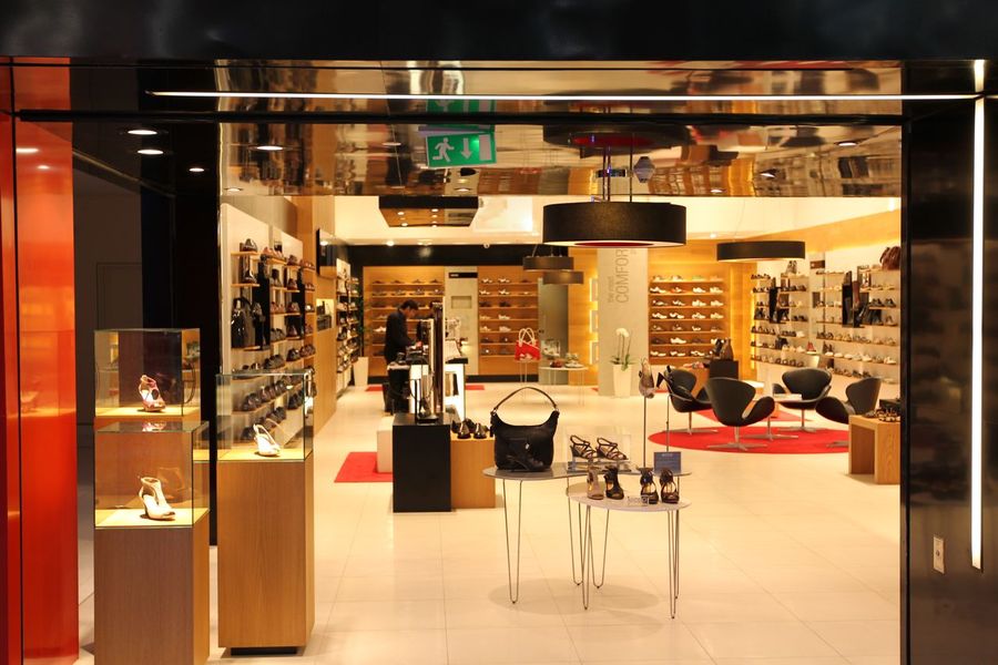 ecco Dubai Shopping Guide