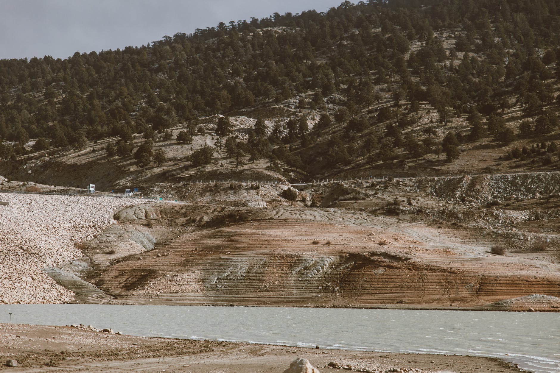 bauxiteoreproducers — Dudolp Mine Wholesale Manganese, Marble