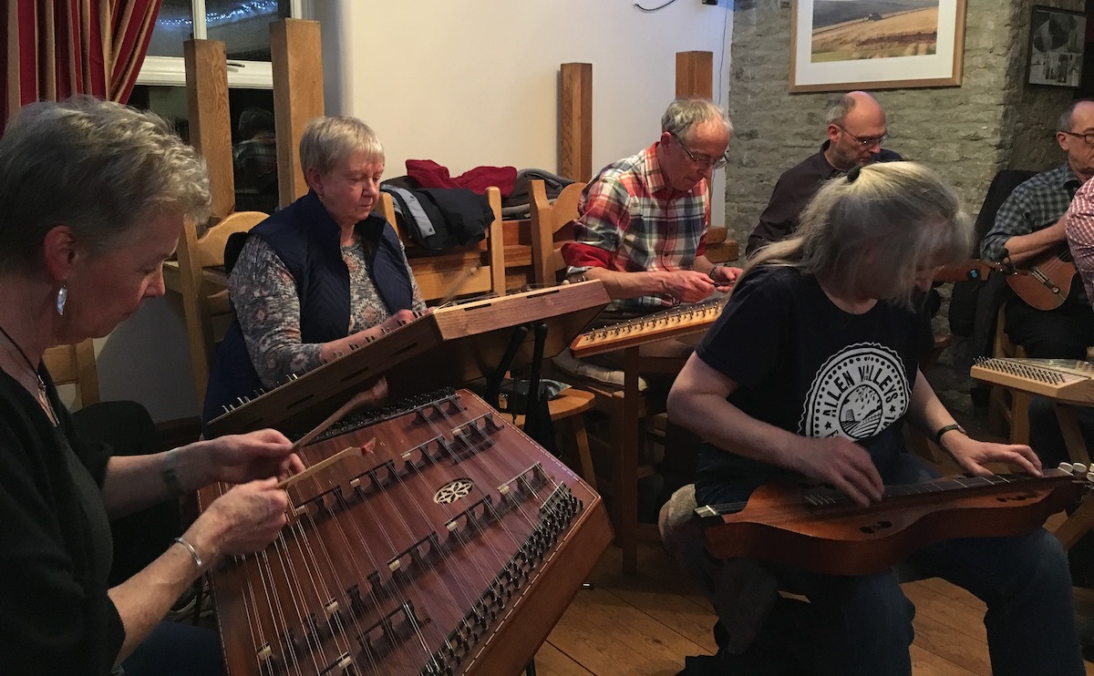 Nonsuch Dulcimer Club The friendly UK club for Dulcimer enthusiasts